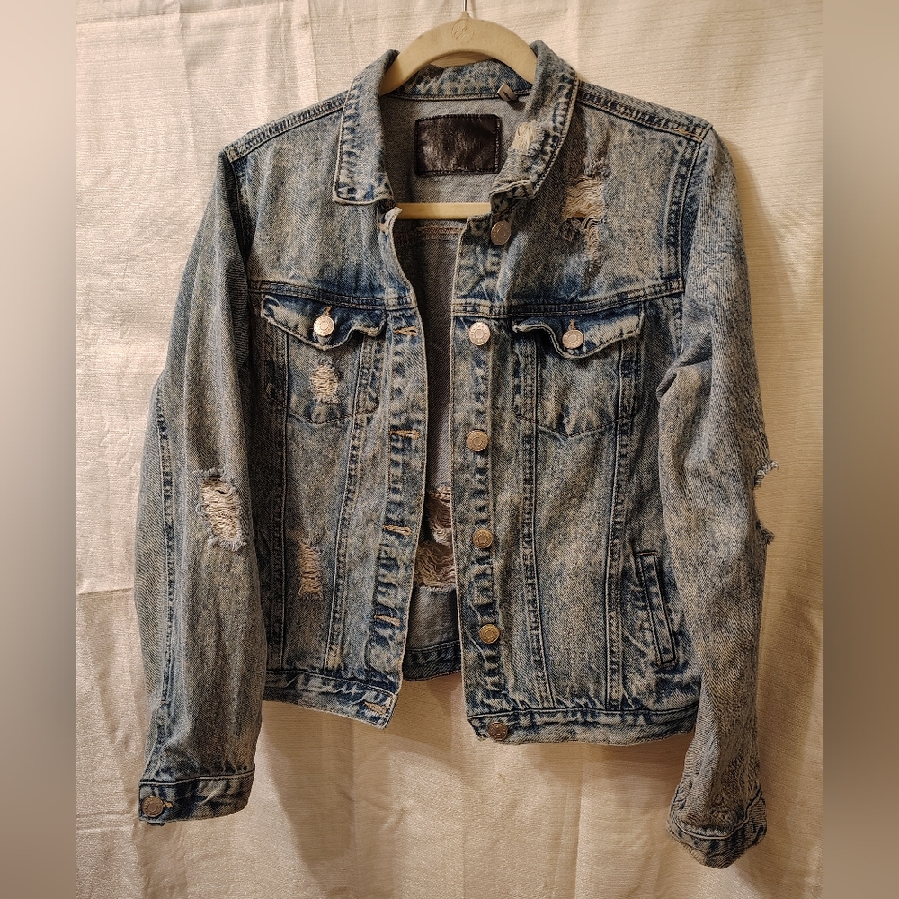 Refuge denim jean jacket distressed 3/$25 Bundles
